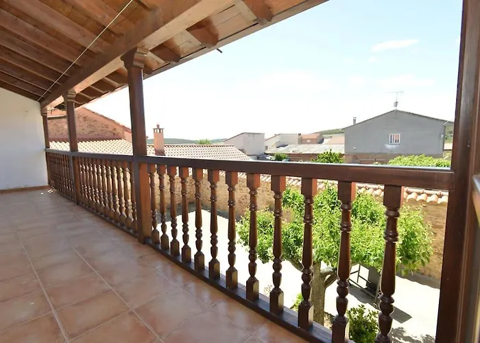 Astorga. Leon. Piscina. Casa Val De San Lorenzo. Holiday home Val De San Lorenzo