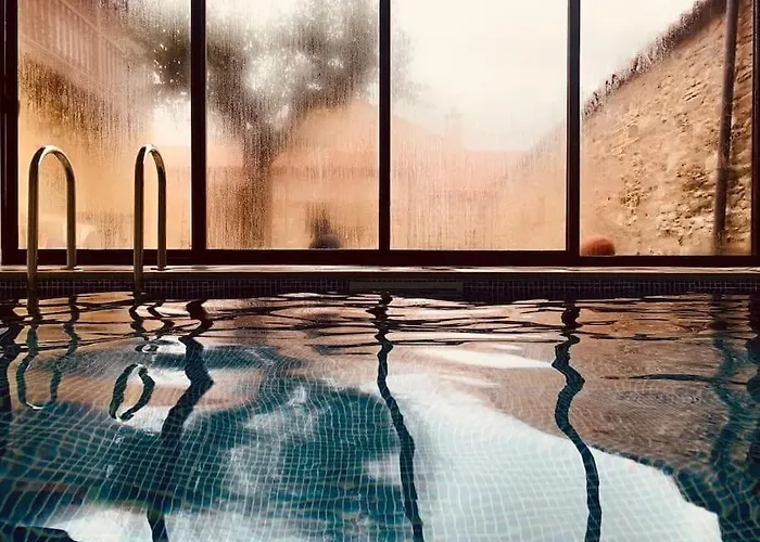 Astorga. León. Piscina. Casa Val De San Lorenzo.